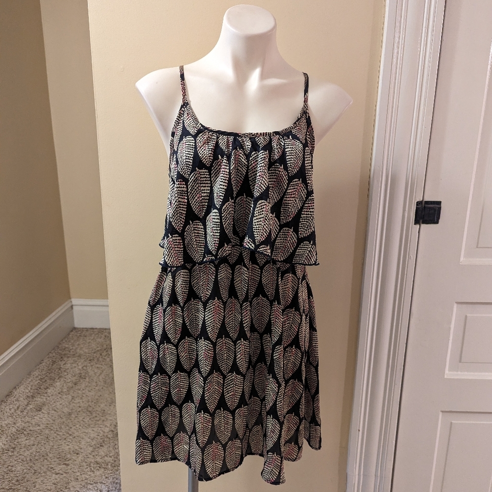 Birdcage feather print ruffle spaghetti strap ruffle dress size L